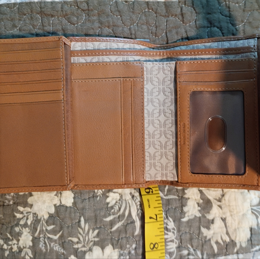Colorful Patterned Wallet - Picture 2 of 4